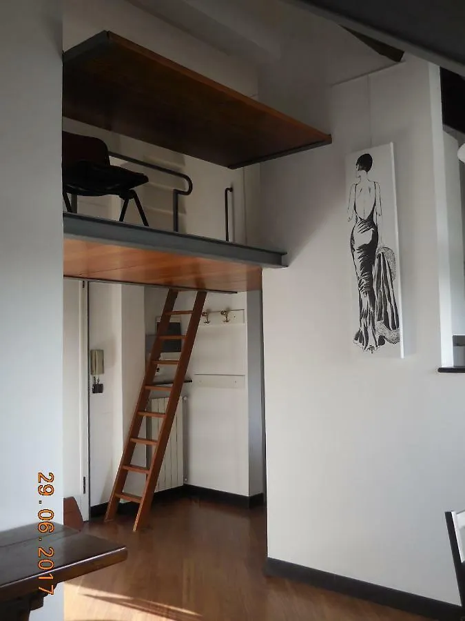 アパート ジェノヴァLoft Fronte Cattedraleアパートメント